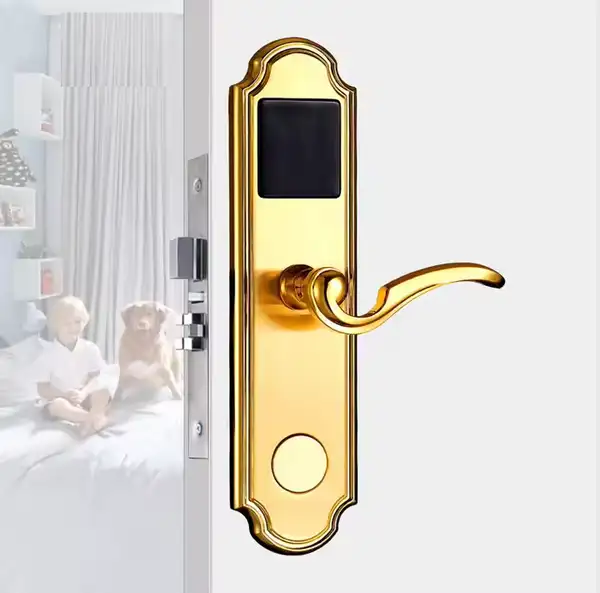 Khóa thẻ từ Khách sạn KS102
